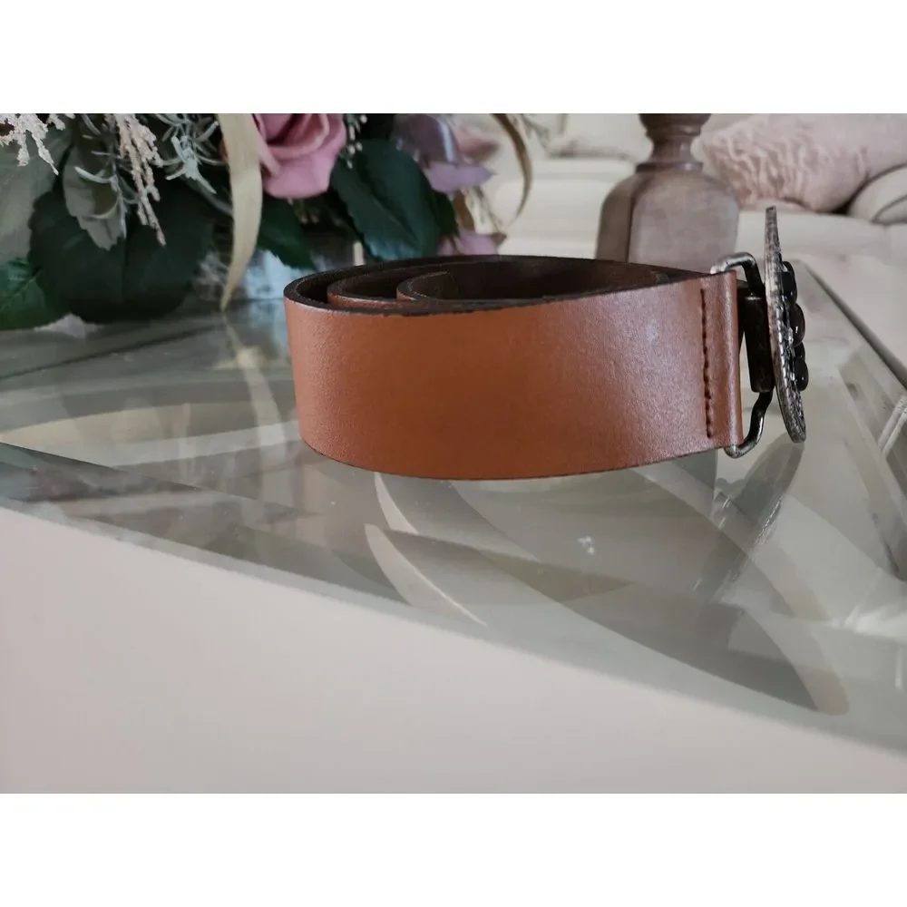 Olsen Women's Belt 100% Leather Tan Color‎ With Floral Medallion Buckle Size 6